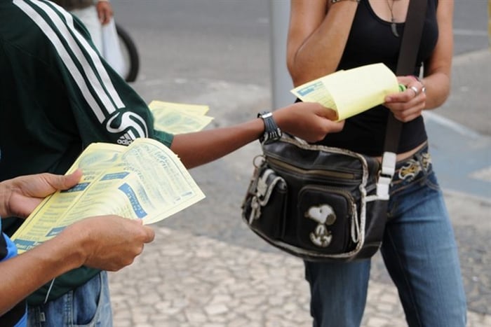 como montar uma empresa de panfletagem