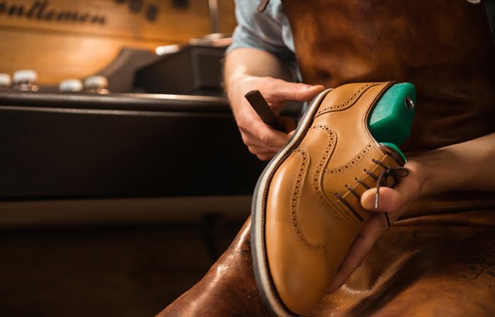 Abrir uma industria de calçados