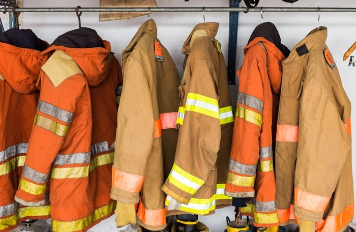 Como abrir uma fábrica de uniformes