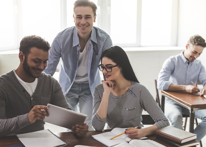 escola de cursos livres