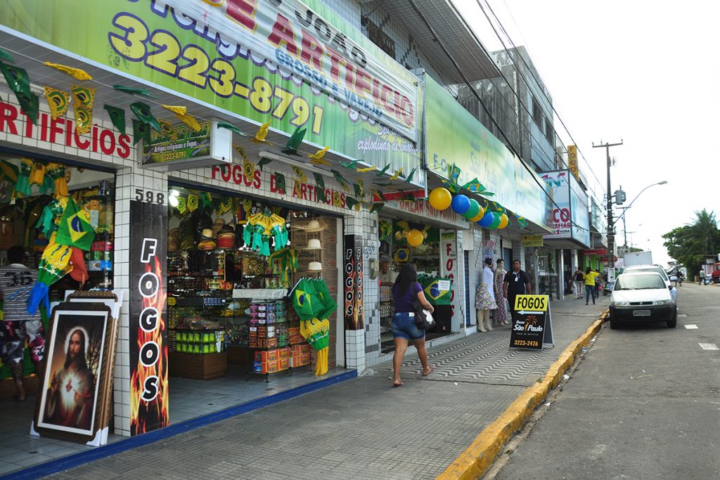 como montar uma loja de fogos de artifício