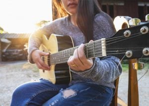 Como ganhar dinheiro compondo música