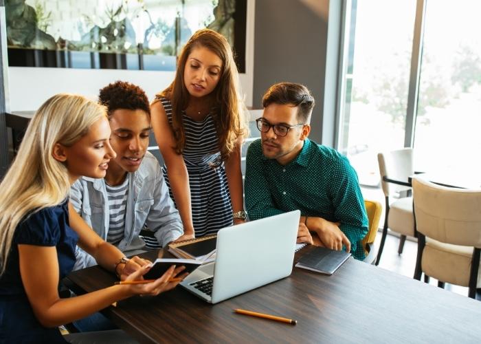 mensagens para mandar para o cliente no dia dos amigos