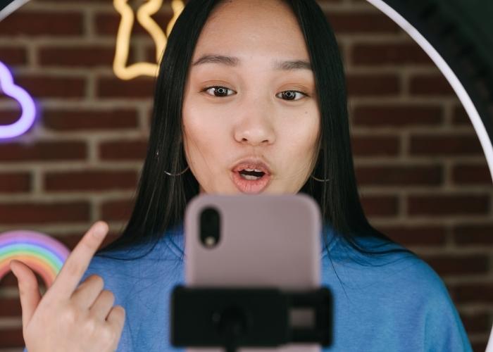 Como divulgar meu trabalho nas redes sociais