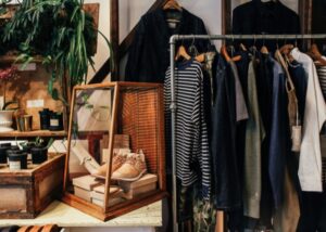 Quanto custa abrir uma loja de roupas