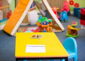 Qual o lucro mensal de uma creche