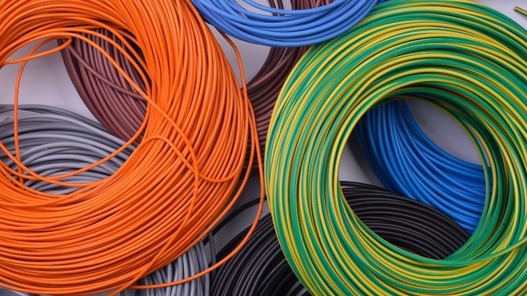 Os 5 maiores fabricantes de cabos elétricos no Brasil