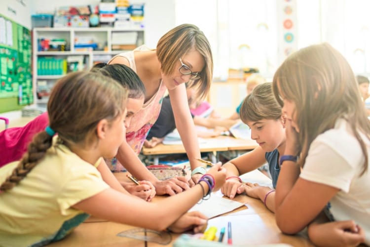 Franquia de reforço escolar Ensina Mais