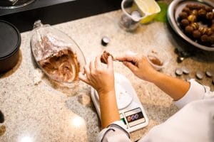 o que comprar para começar a vender brigadeiro